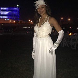 BEAUTIFUL CHIFFON WEDDING DRESS WITH DECORATED TOP